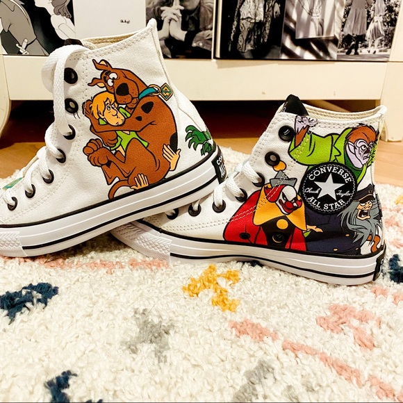 Scooby Doo Converse Collab - Picture 3 of 4